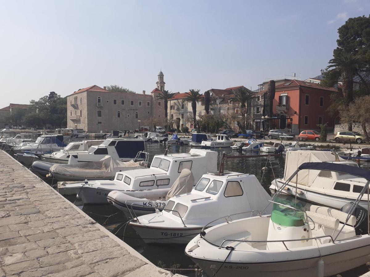 Apartman Teklic Kaštela Exteriér fotografie