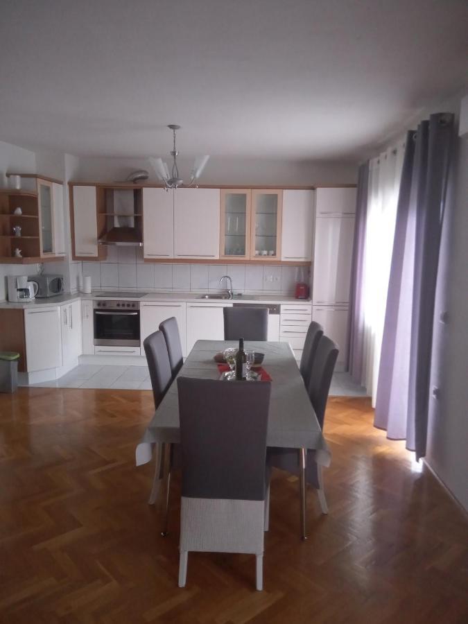Apartman Teklic Kaštela Exteriér fotografie