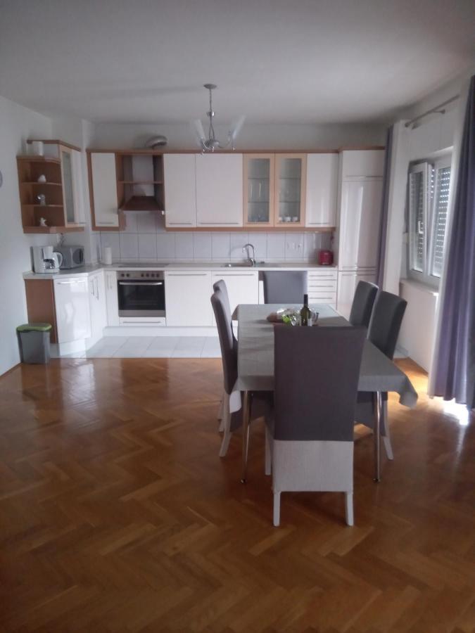 Apartman Teklic Kaštela Exteriér fotografie