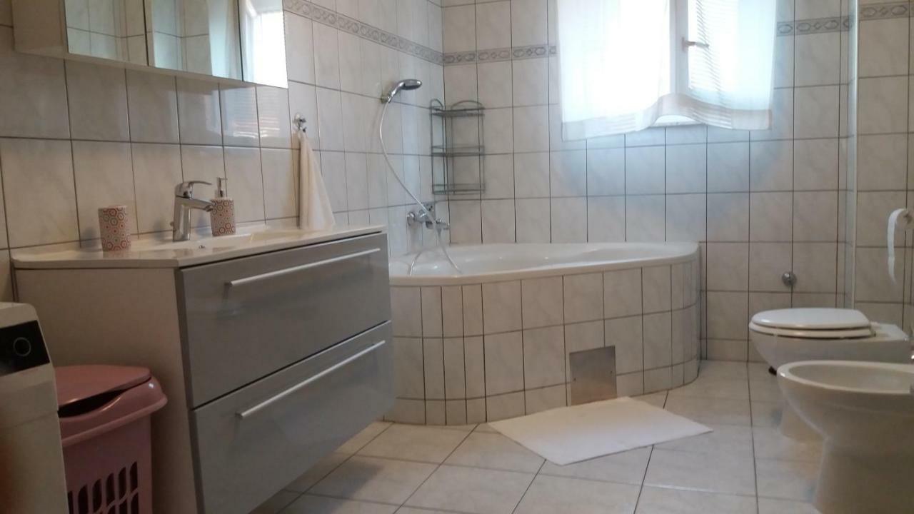 Apartman Teklic Kaštela Exteriér fotografie